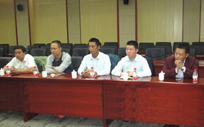 英国上市公司365联合党支部召开“两新”党建工作会议