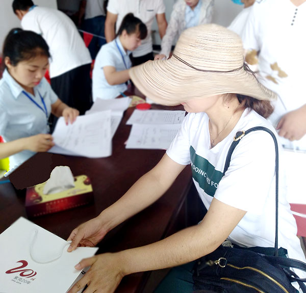 厉害了！半天交房500户  高效英国上市公司365获点赞