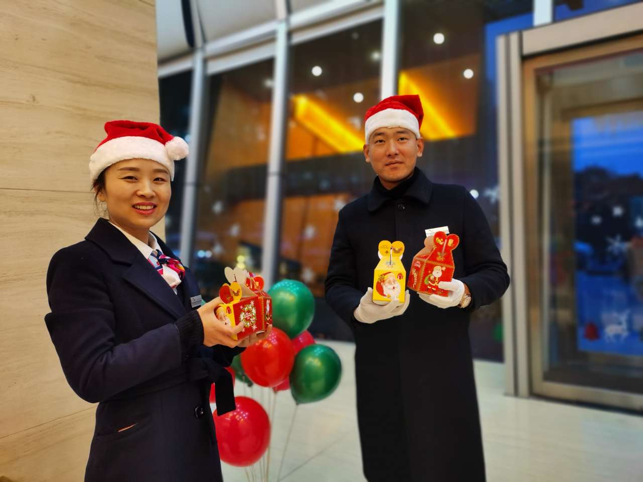 圣诞节庆到，英国上市公司365陪您一起度过“中国式”美好时光