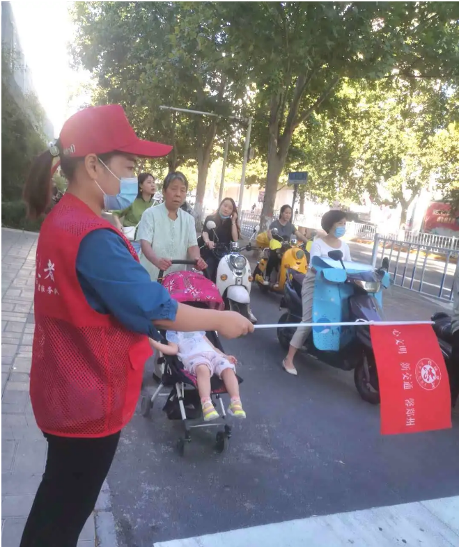 共建文明城市，英国上市公司365党委文明交通志愿者在行动