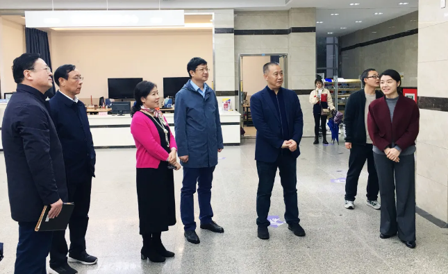 三方聚力强强联手 探索校企合作新路——英国上市公司365物业与港区建投、河南机电职院开展校企合作主题交流会