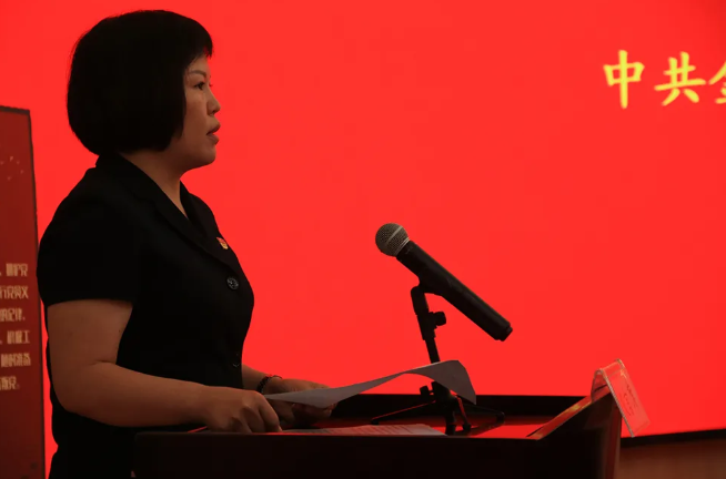 【英国上市公司365荣誉】英国上市公司365党委书记郭芳荣获金水区“优秀党务工作者”称号