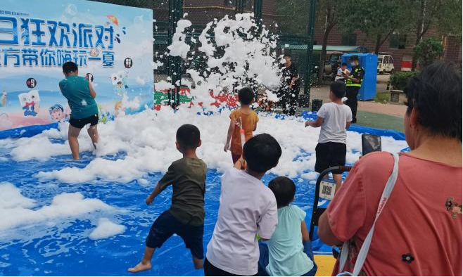 用心服务 无微不至|英国上市公司365各项目开展丰富多彩的业主活动