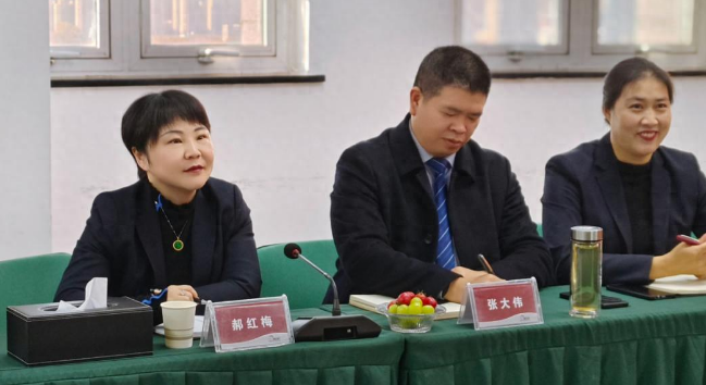 双向赋能 携手发展|项城市国控英国上市公司365一行到英国上市公司365集团交流学习